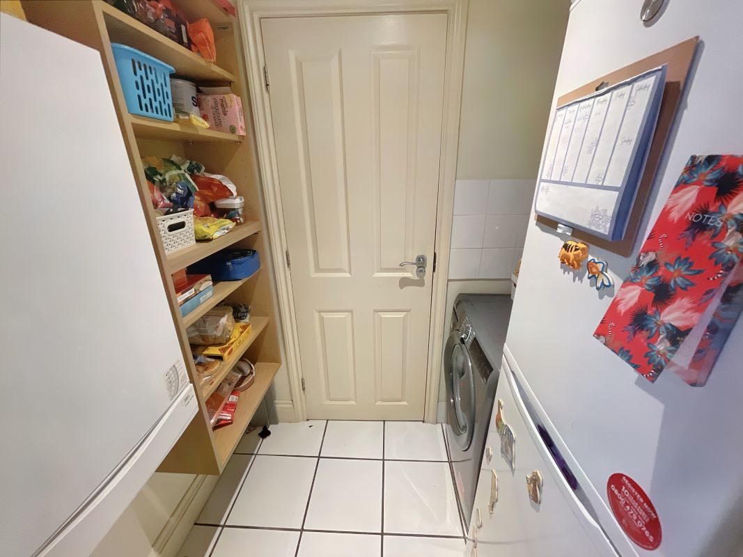 393 Spring Road, Ipswich, Suffolk, IP4 5LY lot image - 4