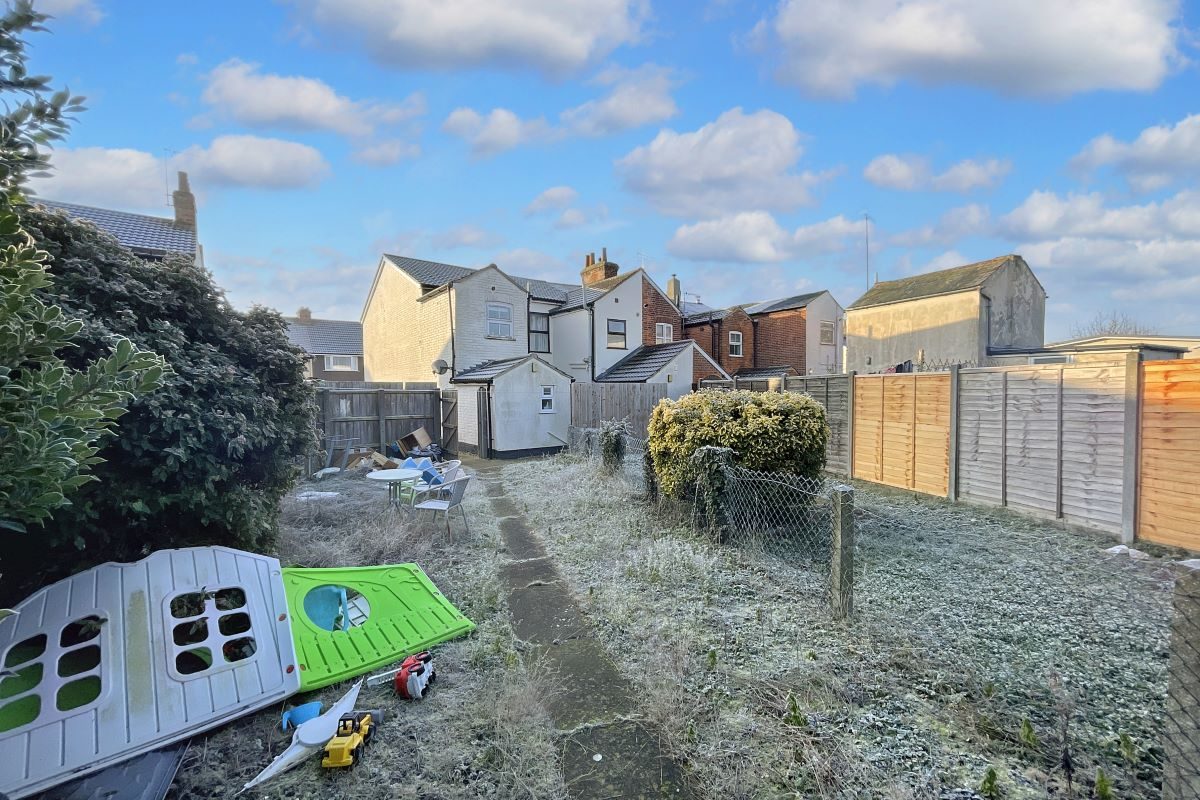 393 Spring Road, Ipswich, Suffolk, IP4 5LY Goldings Auctions