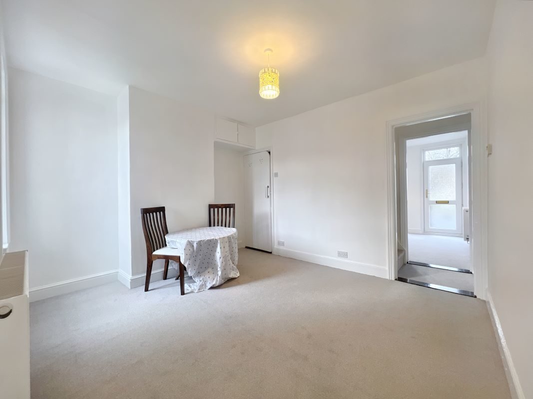 79 Maidstone Road, Felixstowe, Suffolk, IP11 9EE lot image - 4