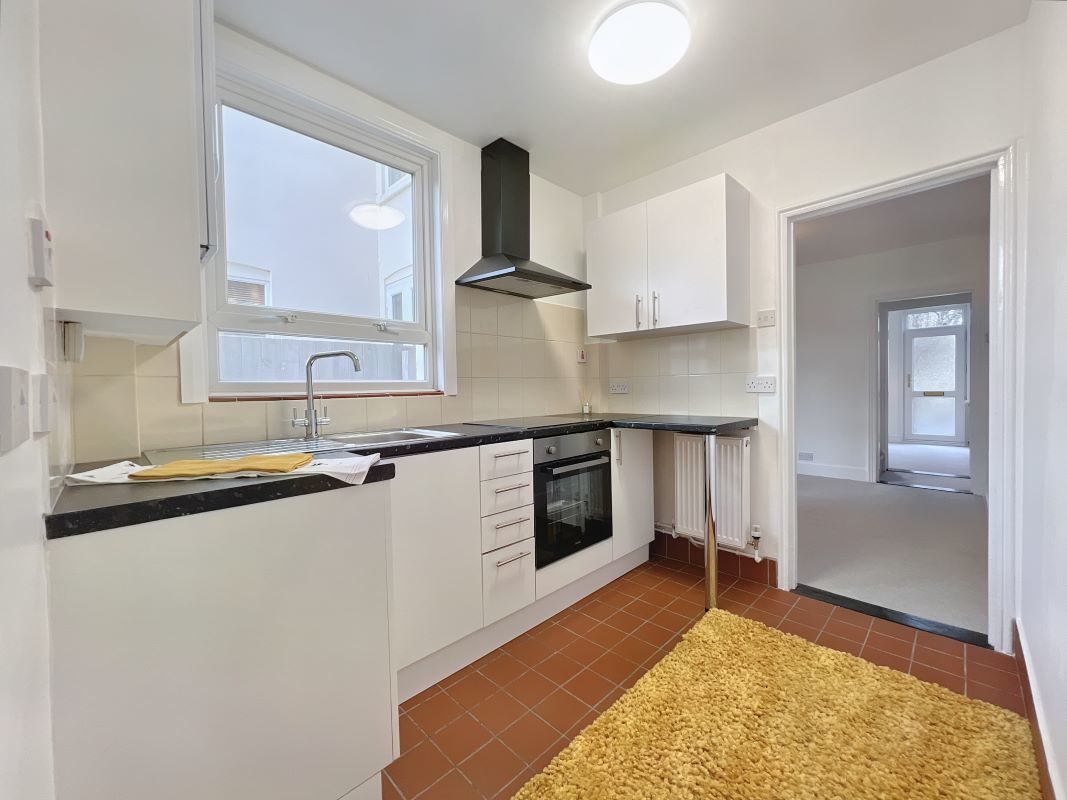 79 Maidstone Road, Felixstowe, Suffolk, IP11 9EE lot image - 7