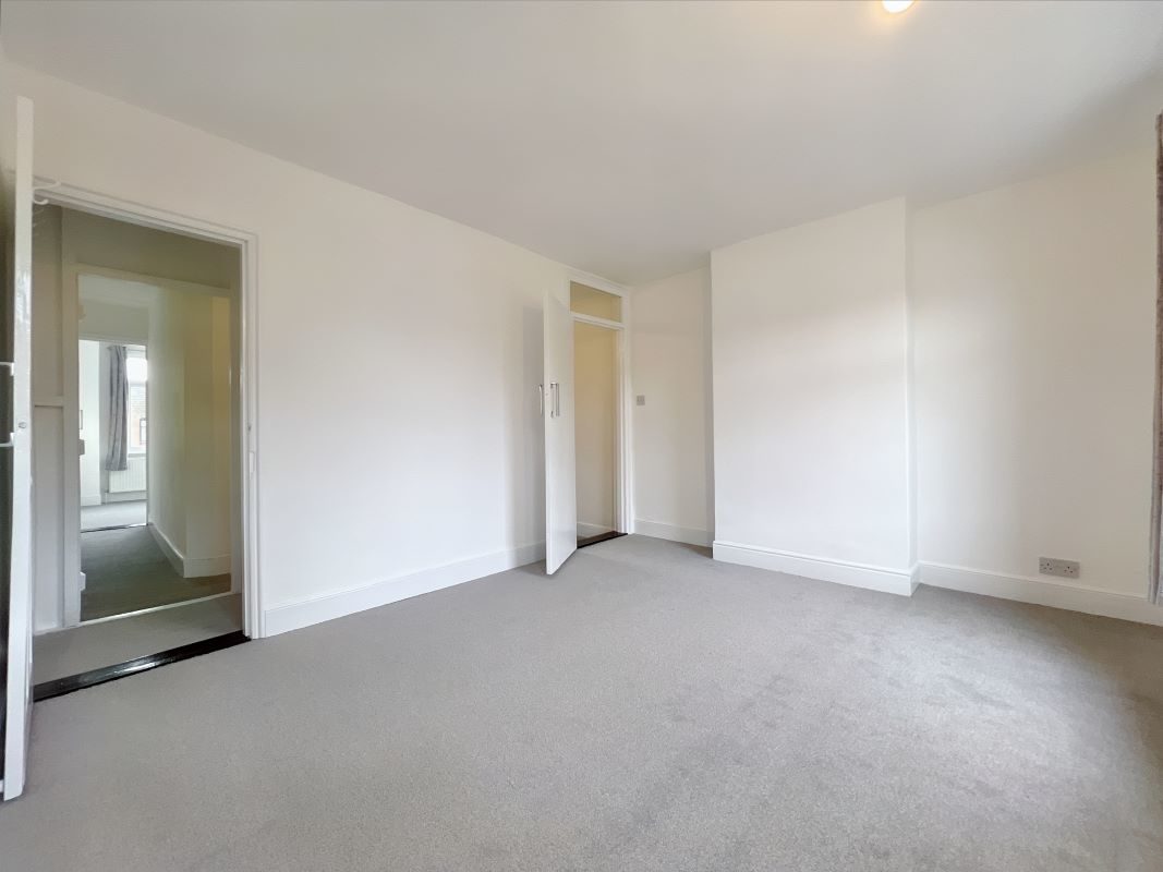 79 Maidstone Road, Felixstowe, Suffolk, IP11 9EE lot image - 14