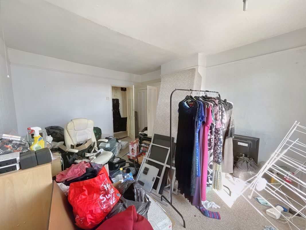 184 Bramford Lane &, 94 Richmond Road, Ipswich, Suffolk, IP1 4DP lot image - 20