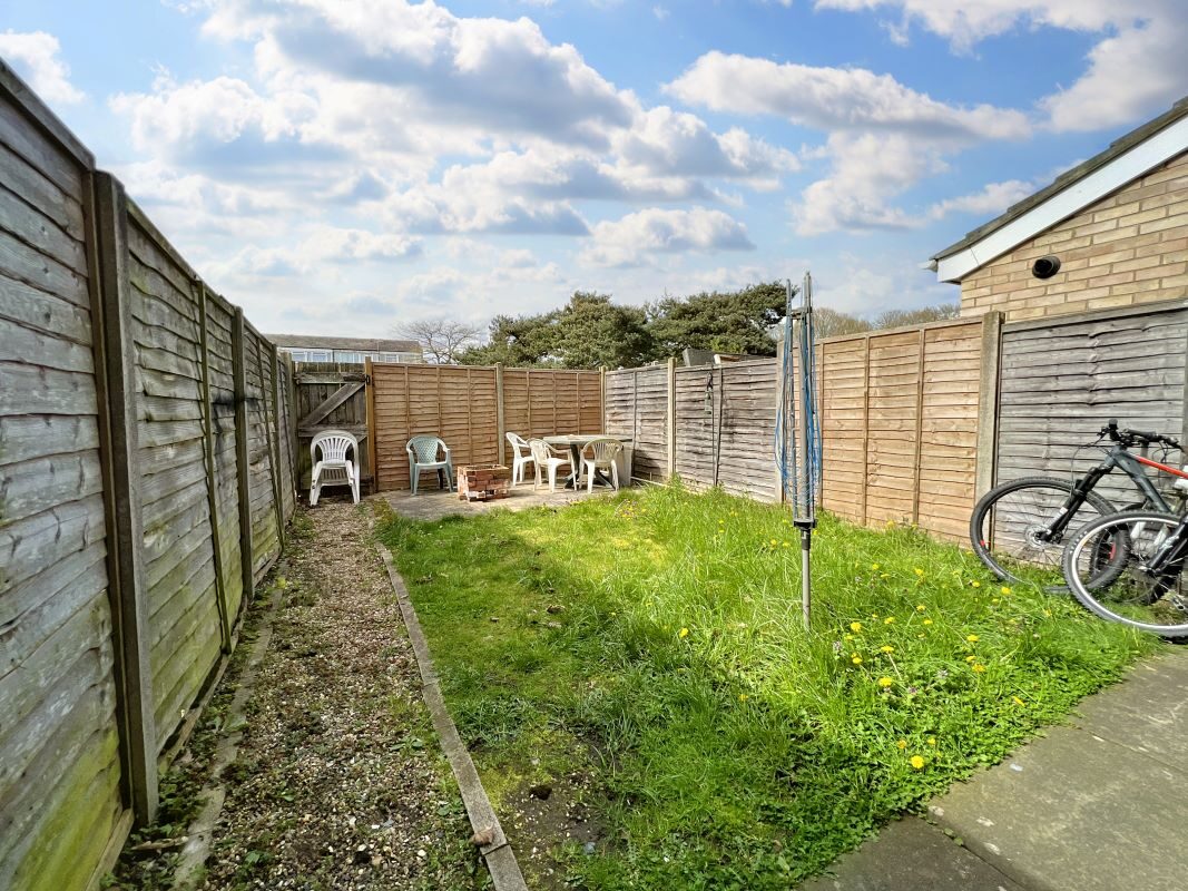 46 Chester Way, Thetford, Norfolk, IP24 1DZ lot image - 17