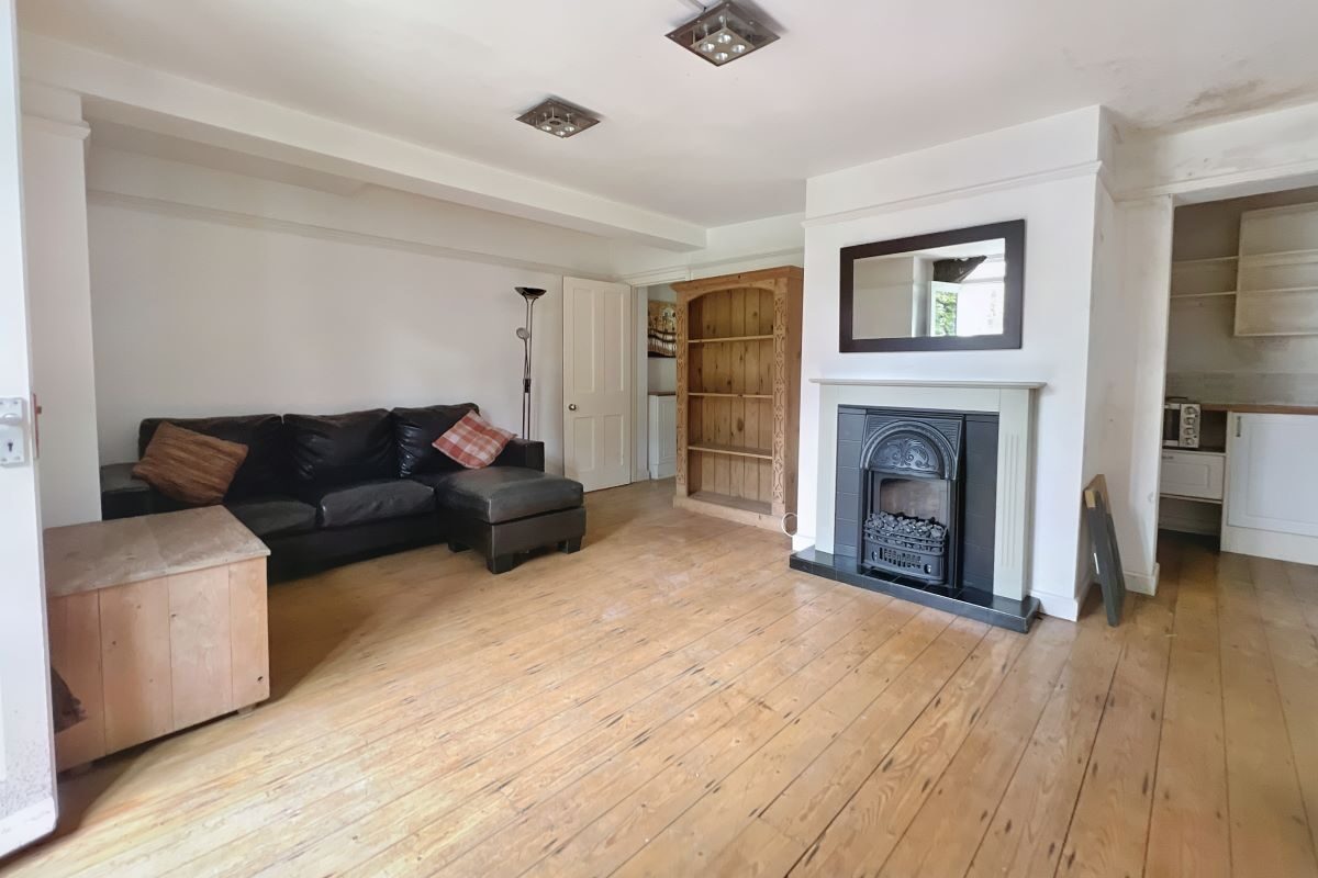 Basement Flat, 44 Christchurch Street, Ipswich, Suffolk, IP4 2DH lot image - 4