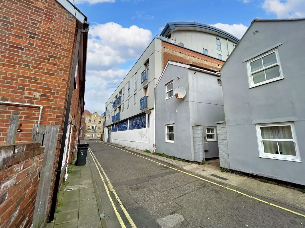 Revetts House, 5963 Norwich Road, Ipswich, Suffolk, IP1 2EP Goldings