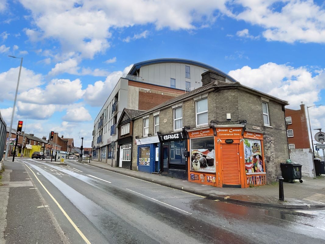 Revetts House, 59-63 Norwich Road, Ipswich, Suffolk, IP1 2EP lot image - 9