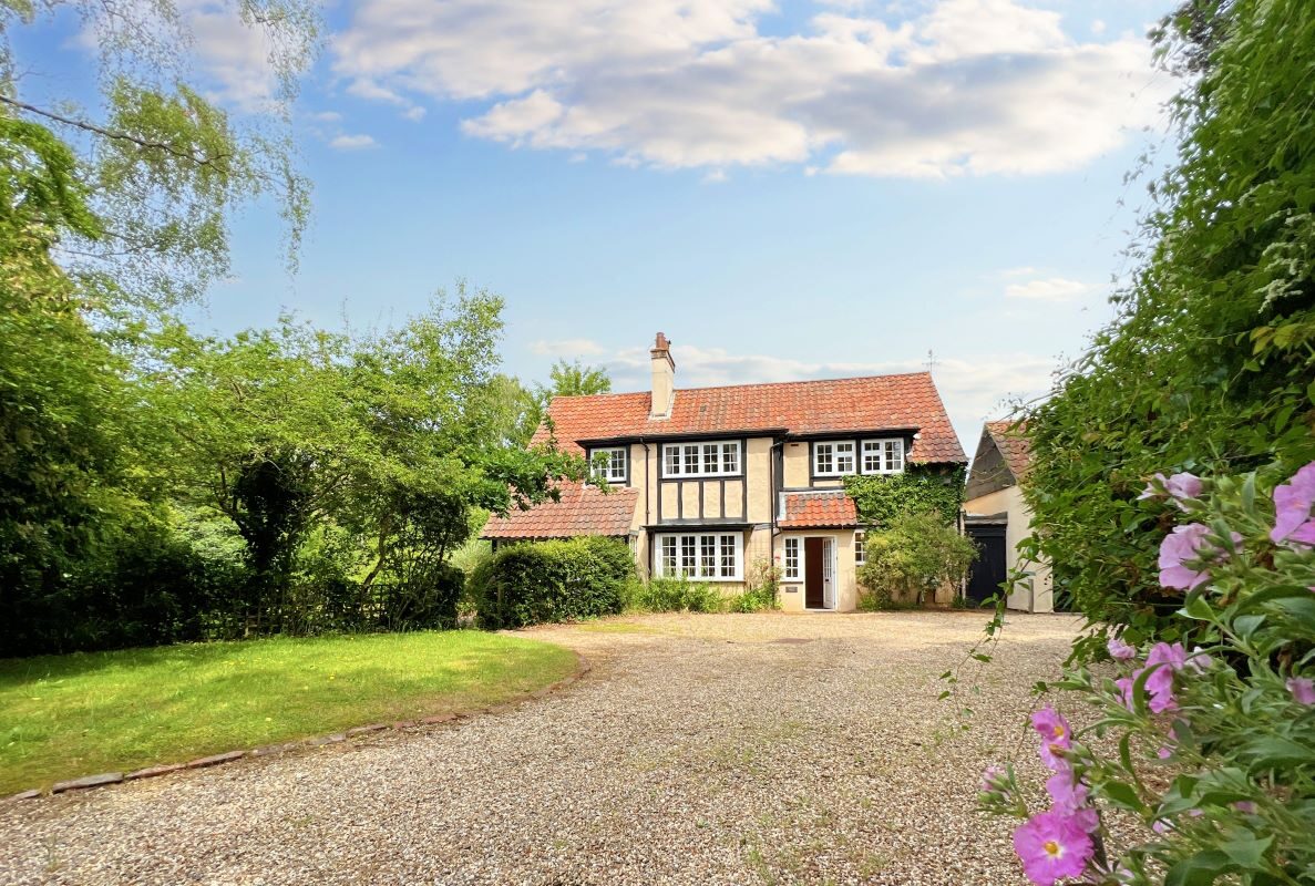 Dormy Pool, 167 Saxmundham Road, Aldeburgh, Suffolk, IP15 5PE lot image - 0