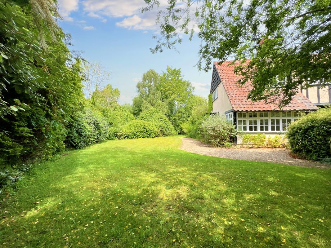 Dormy Pool, 167 Saxmundham Road, Aldeburgh, Suffolk, IP15 5PE