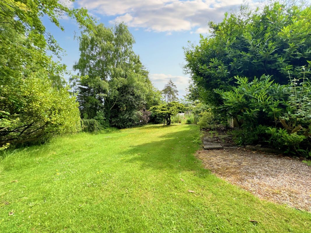 Dormy Pool, 167 Saxmundham Road, Aldeburgh, Suffolk, IP15 5PE lot image - 9