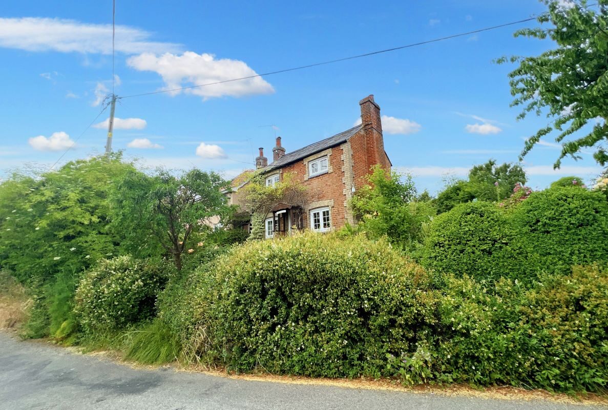 Rose Cottage, Barking, Ipswich, Suffolk, IP6 8HP lot image - 0