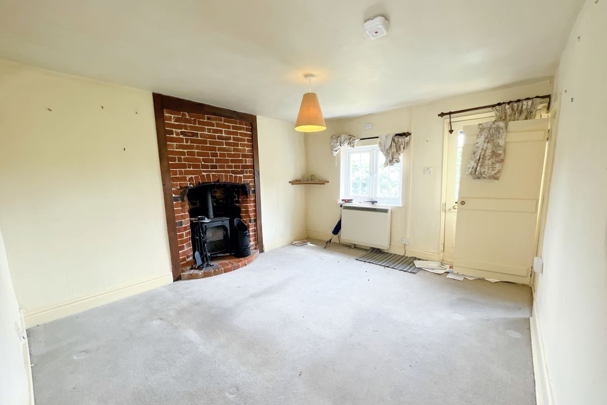 Rose Cottage, Barking, Ipswich, Suffolk, IP6 8HP lot image - 2