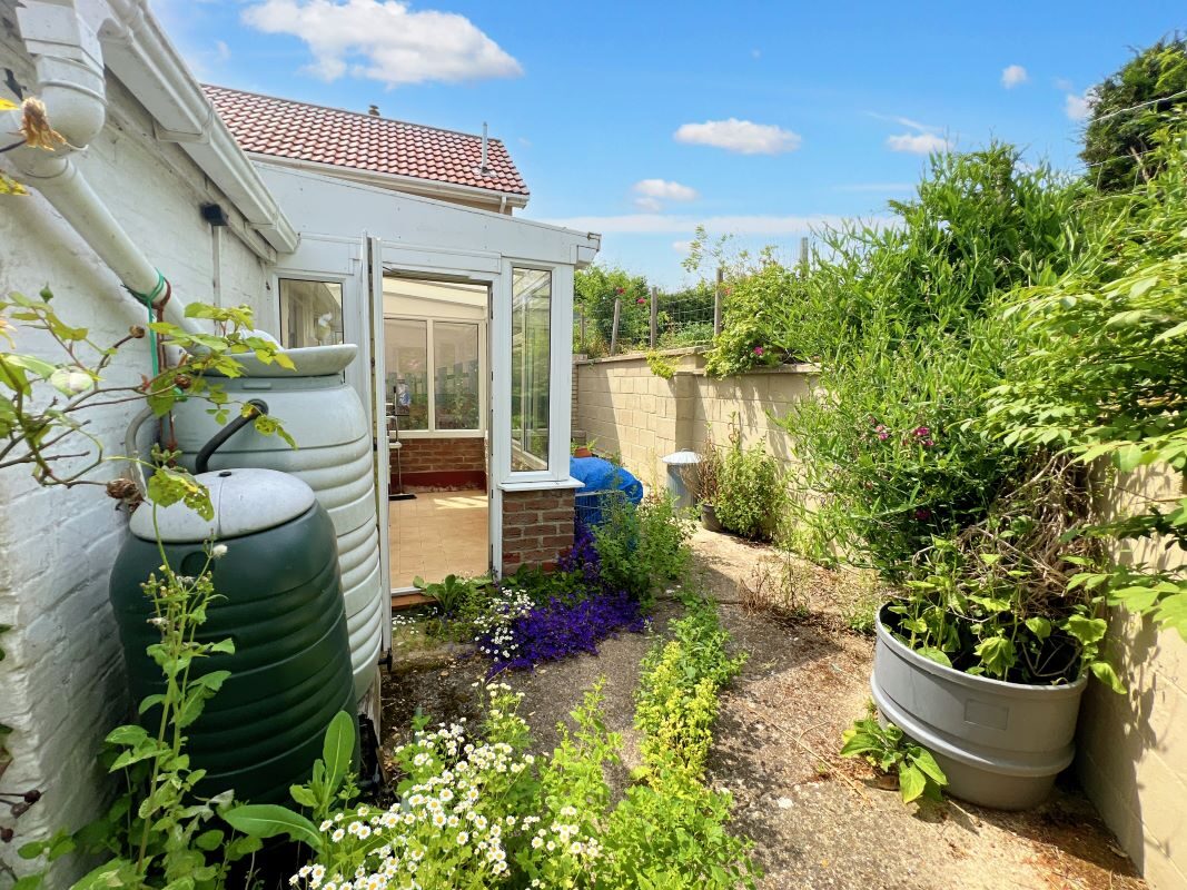 Rose Cottage, Barking, Ipswich, Suffolk, IP6 8HP Goldings Auctions