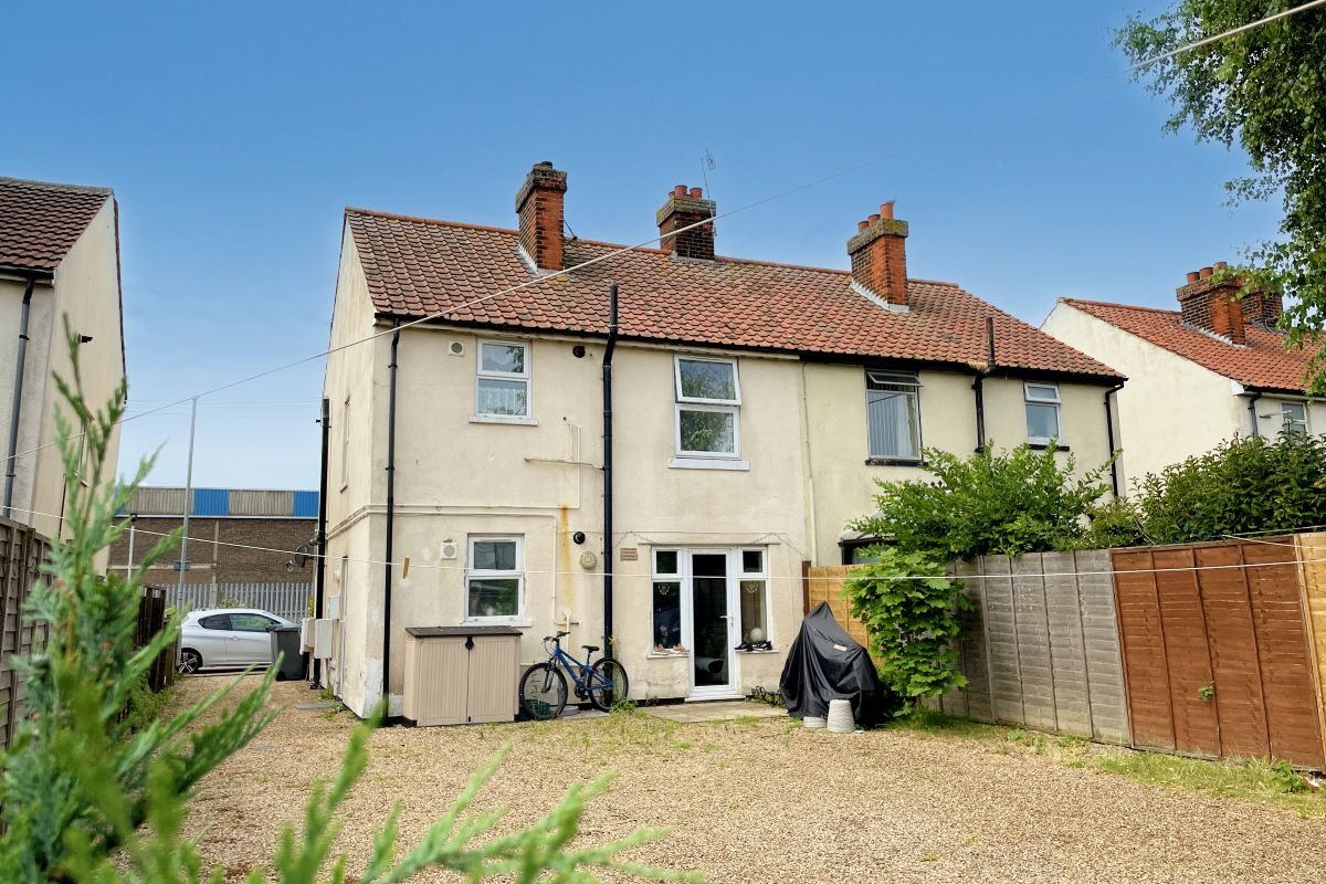 49 Orford Road, Felixstowe, Suffolk, IP11 2ET lot image - 5