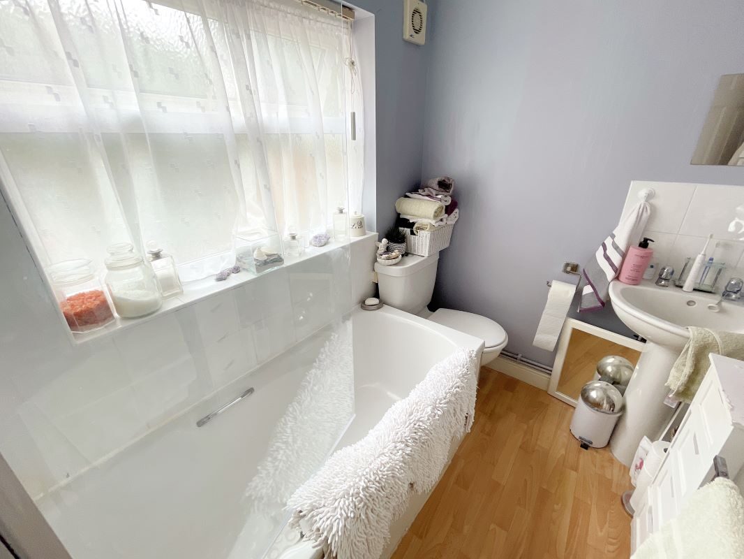 31 Mornington Avenue, Ipswich, Suffolk, IP1 4LA lot image - 7