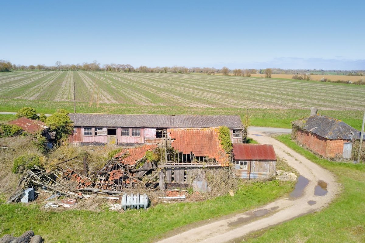 Wood Farm Barns, Worlingworth, Woodbridge, Suffolk, IP13 7LR lot image - 11