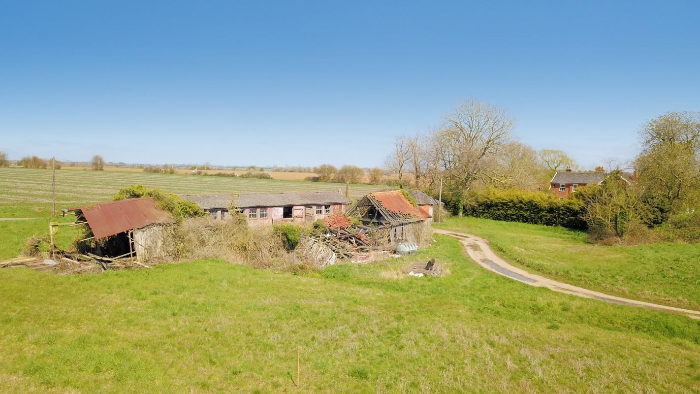 Wood Farm Barns, Worlingworth, Woodbridge, Suffolk, IP13 7LR lot image - 15