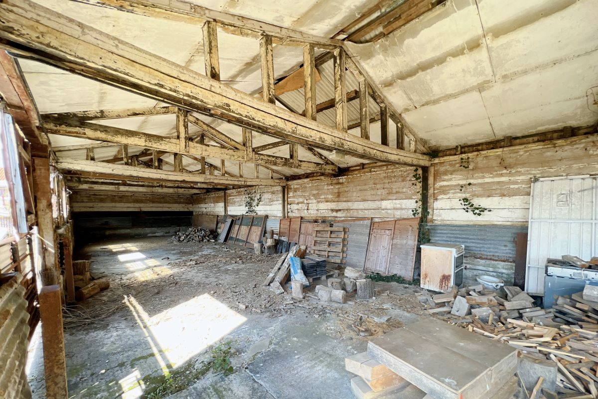 Wood Farm Barns, Worlingworth, Woodbridge, Suffolk, IP13 7LR lot image - 22