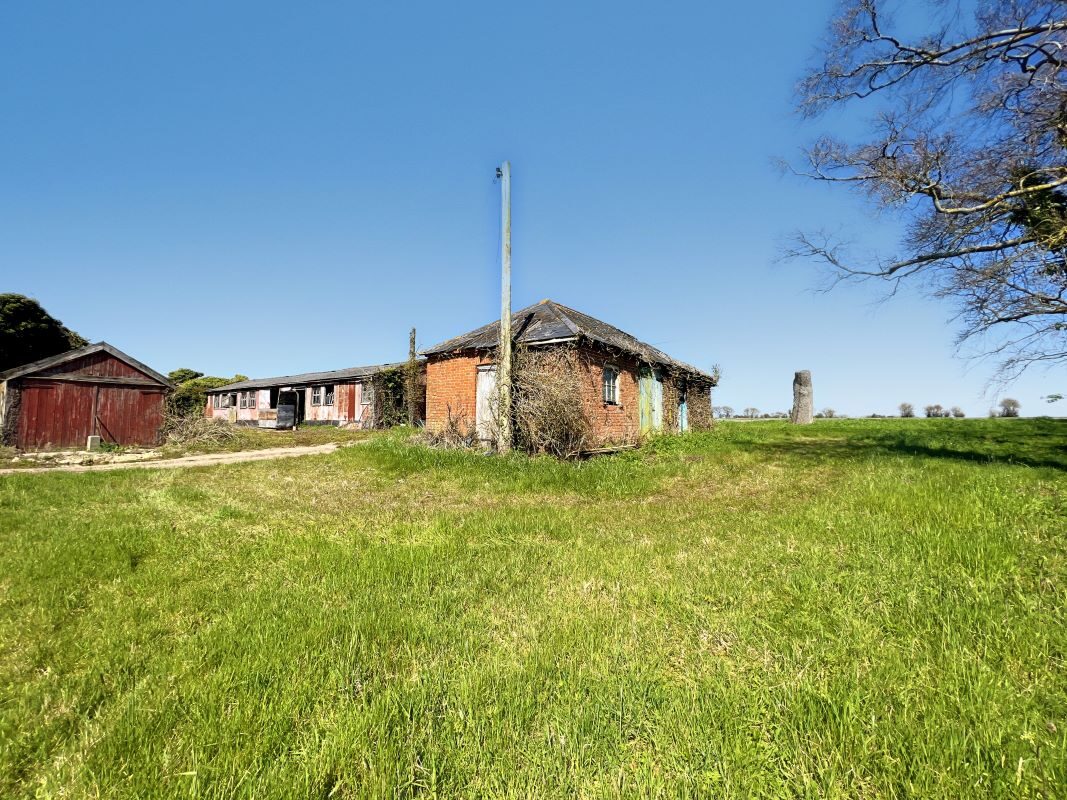 Wood Farm Barns, Worlingworth, Woodbridge, Suffolk, IP13 7LR lot image - 29