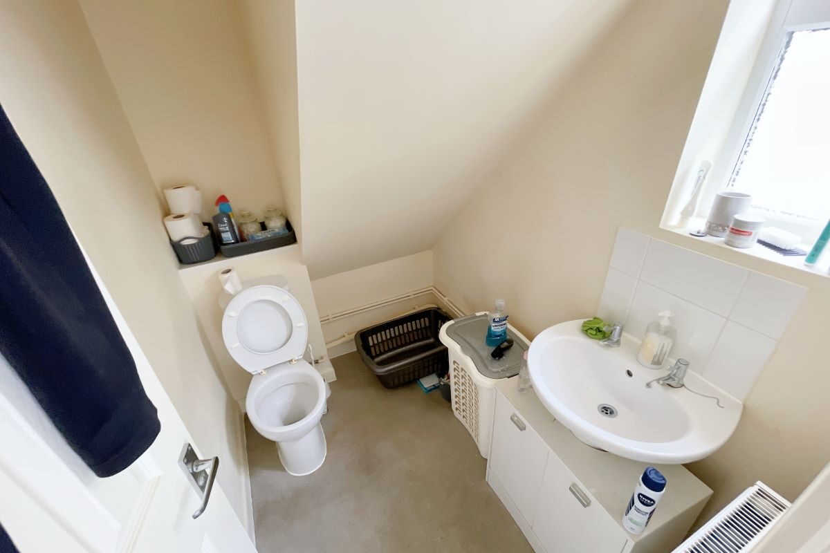 23 Henniker Road, Ipswich, Suffolk, IP1 5HF lot image - 5