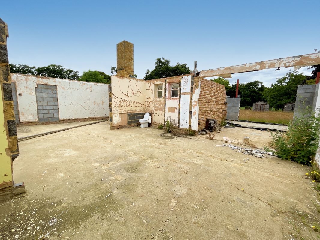 Weardale, Mill Piece, Nacton, Ipswich, Suffolk, IP10 0HQ lot image - 2