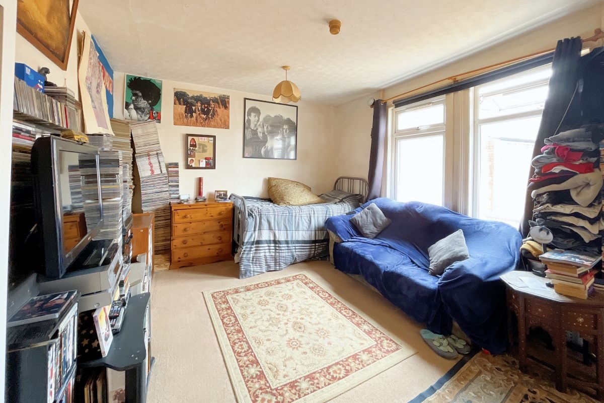 328C Spring Road, Ipswich, Suffolk, IP4 5NG lot image - 1