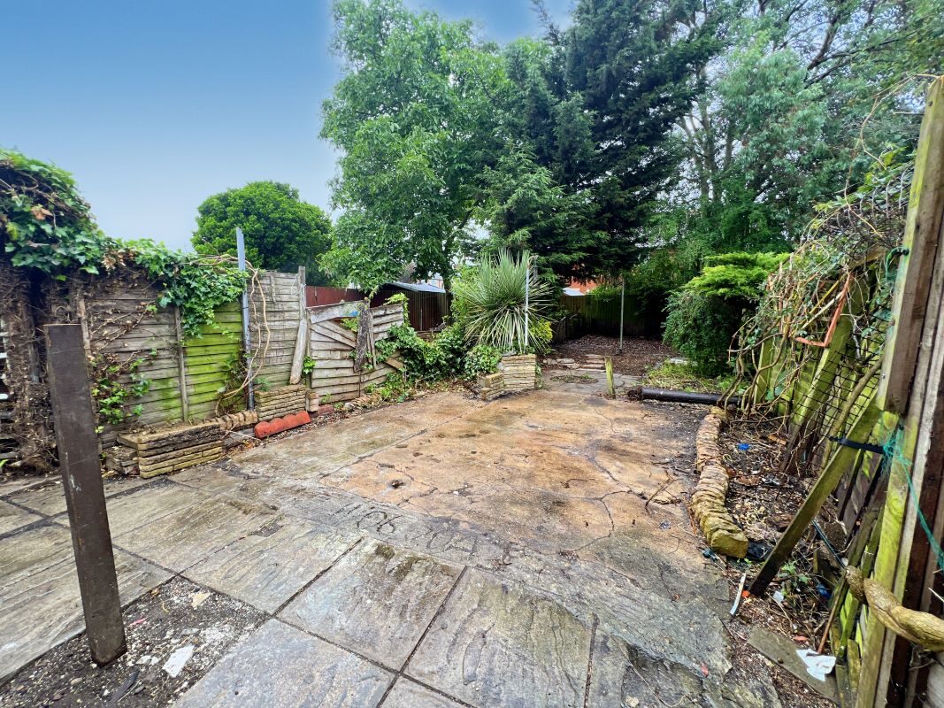 155 Maidstone Road, Felixstowe, Suffolk, IP11 9EQ lot image - 14