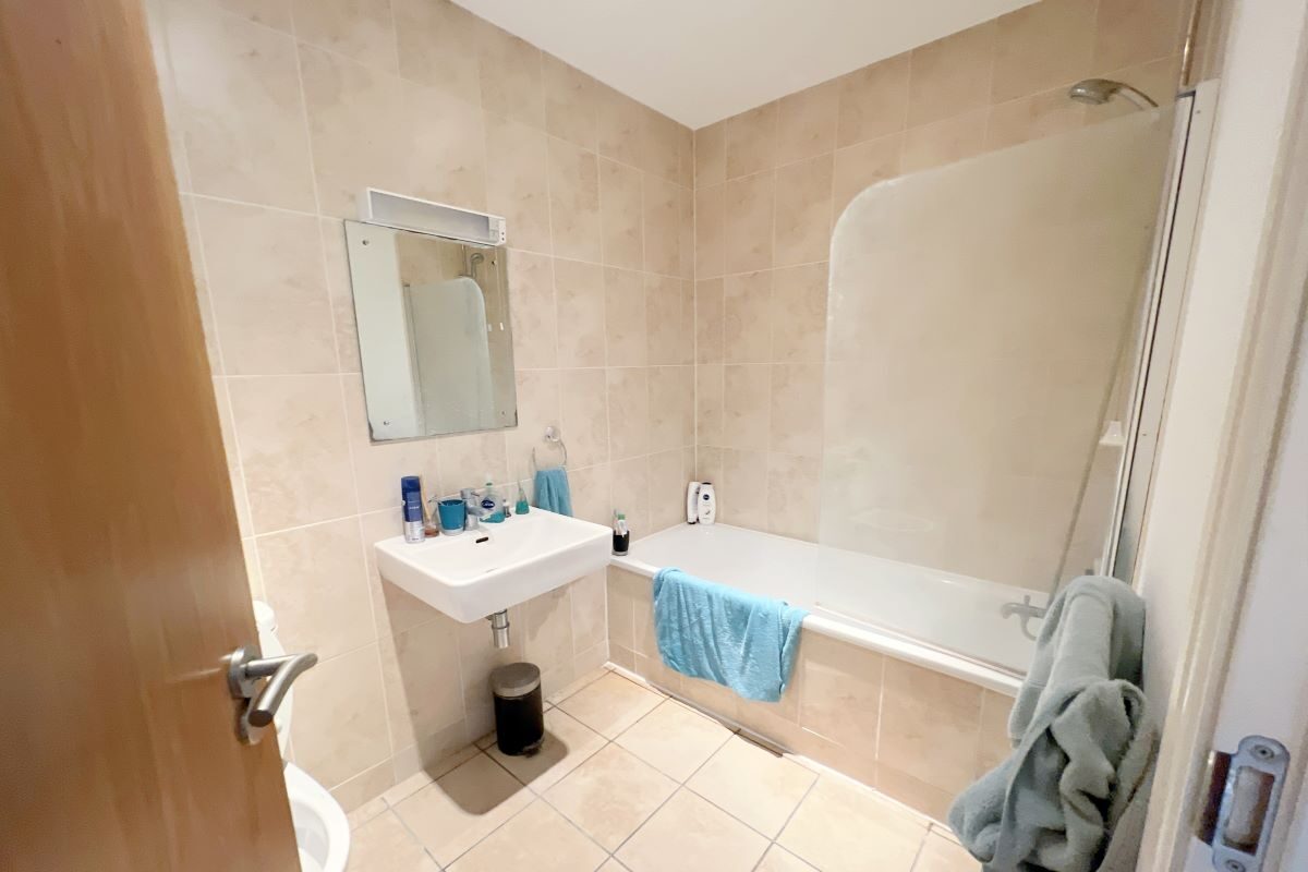 11 Blue Mill, Paper Mill Yard, Norwich, Norfolk, NR1 2GG lot image - 5