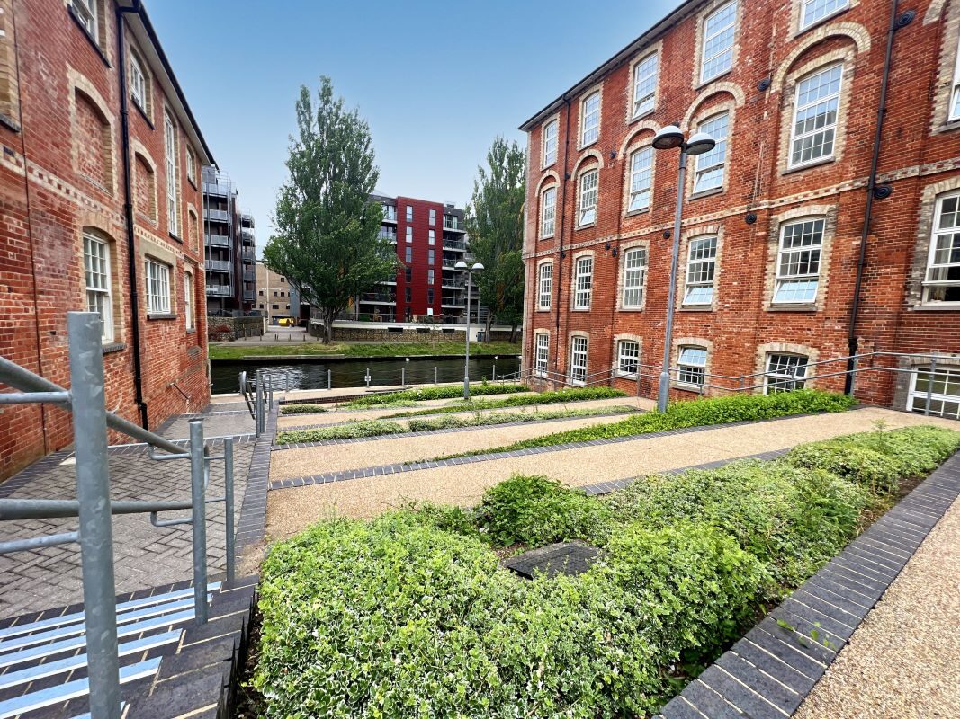 11 Blue Mill, Paper Mill Yard, Norwich, Norfolk, NR1 2GG lot image - 8