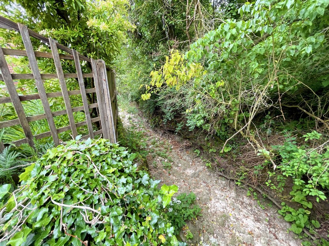 31 The Street, Wissett, Halesworth, Suffolk, IP19 0JG lot image - 15