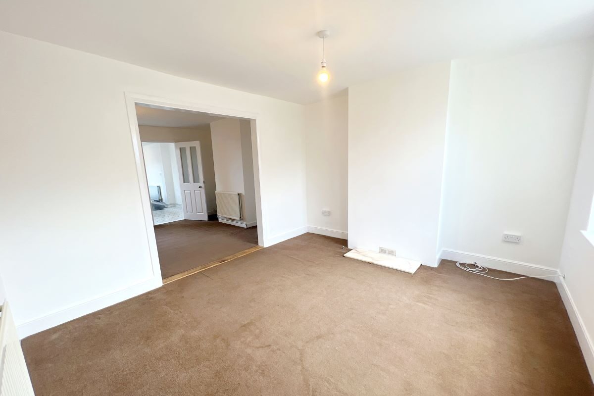 155 Maidstone Road, Felixstowe, Suffolk, IP11 9EQ lot image - 1