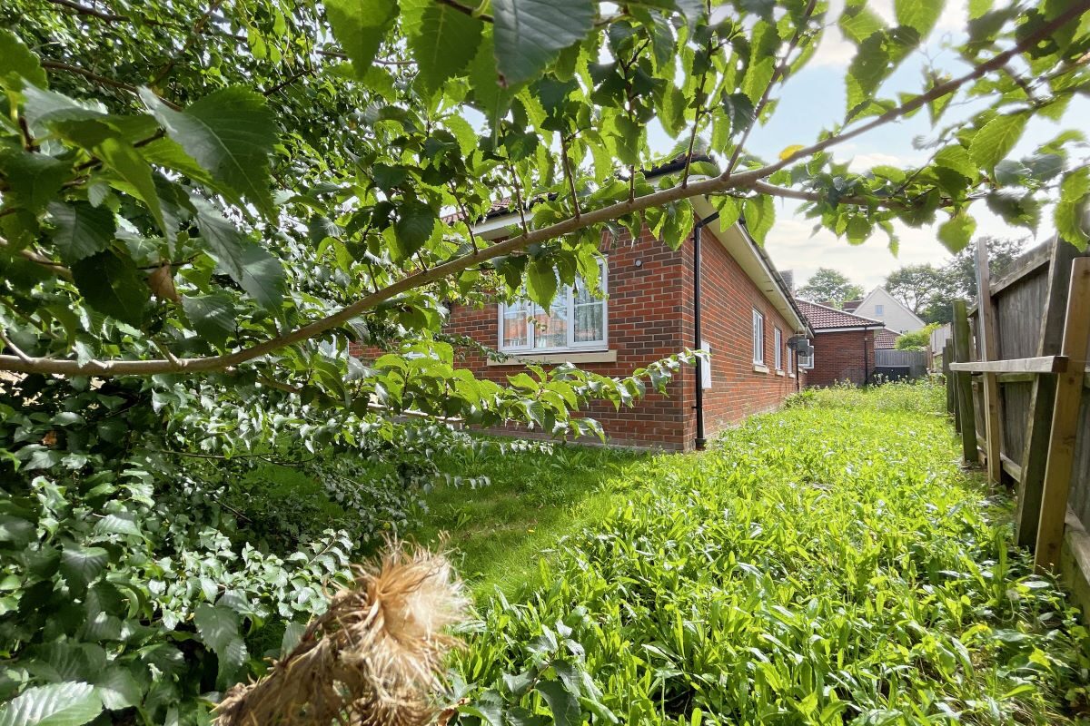 35 Rye Hill, Gt. Cornard, Sudbury, Suffolk, CO10 2BB lot image - 6