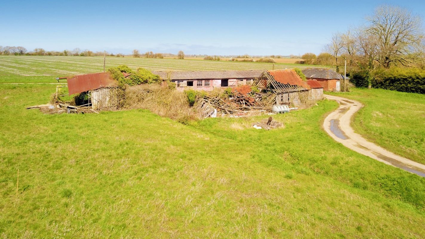 Wood Farm Barns, Worlingworth, Woodbridge, Suffolk, IP13 7LR lot image - 13