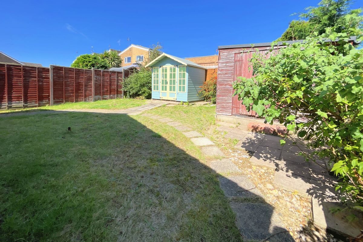 92 Prince of Wales Drive, Ipswich, Suffolk, IP2 9BL lot image - 8