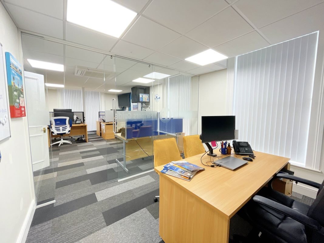 Parkside, London Road, Ipswich, Suffolk, IP2 0SS lot image - 15