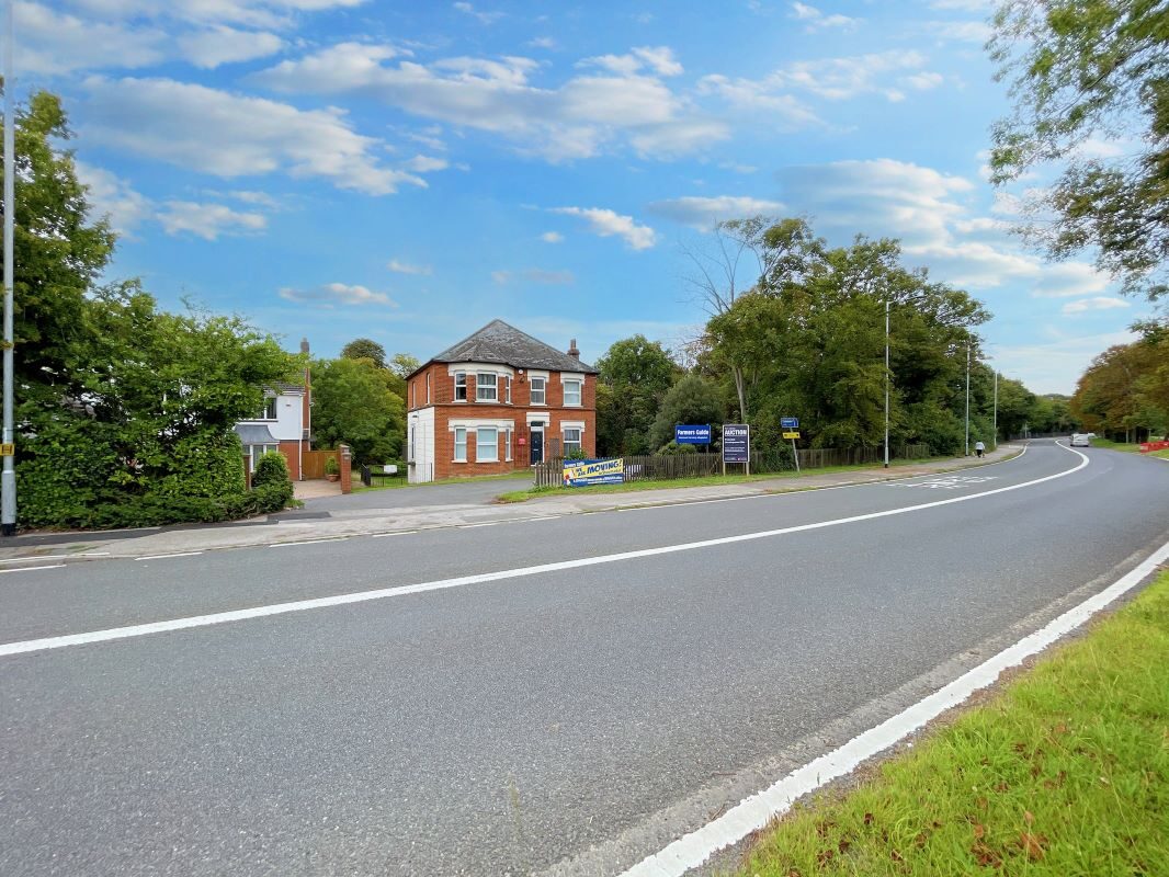 Parkside, London Road, Ipswich, Suffolk, IP2 0SS lot image - 22