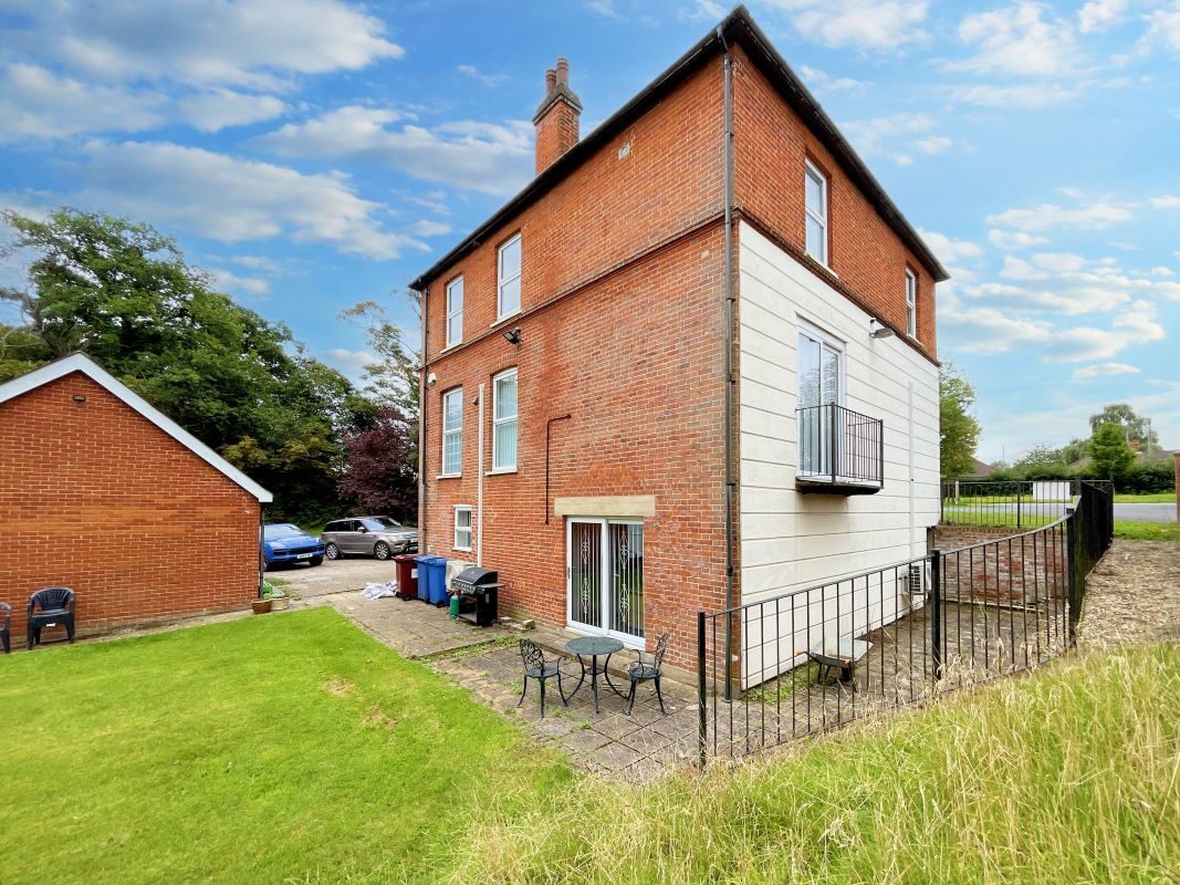 Parkside, London Road, Ipswich, Suffolk, IP2 0SS lot image - 28