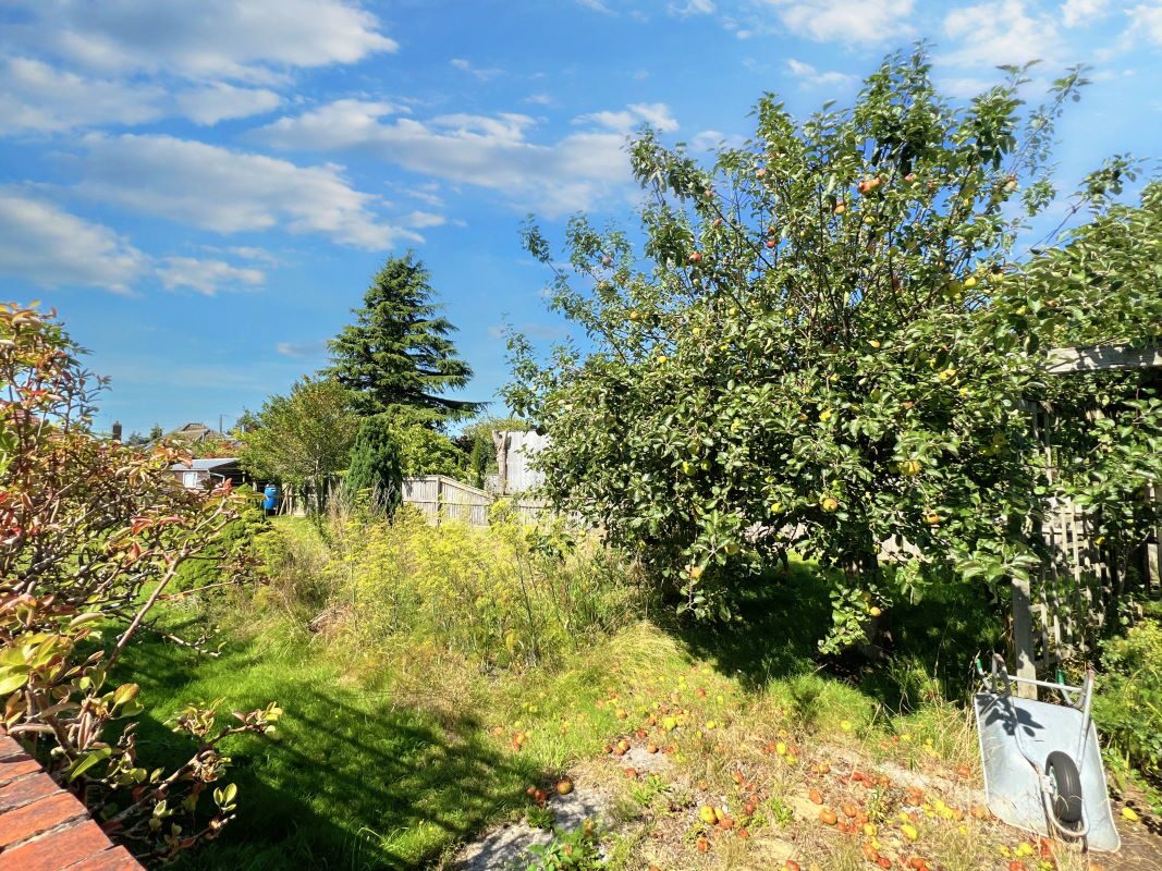 Land to the rear of 70 Bell Lane, Kesgrave, Ipswich, Suffolk, IP5 1JJ lot image - 14