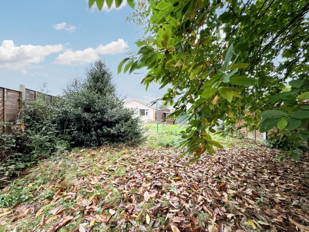 40 Parkwood Avenue, Wivenhoe, Colchester, Essex, CO7 9AN lot image - 12