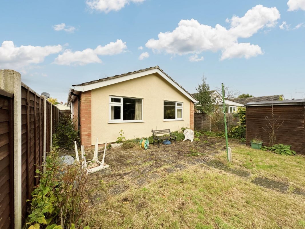 40 Parkwood Avenue, Wivenhoe, Colchester, Essex, CO7 9AN lot image - 13