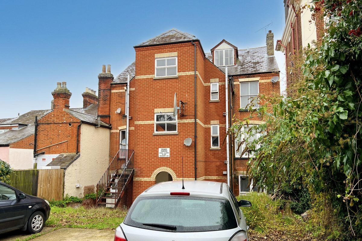 Flat 5, Rosewarne Villas, 86 Berners Street, Ipswich, Suffolk, IP1 3LU lot image - 4