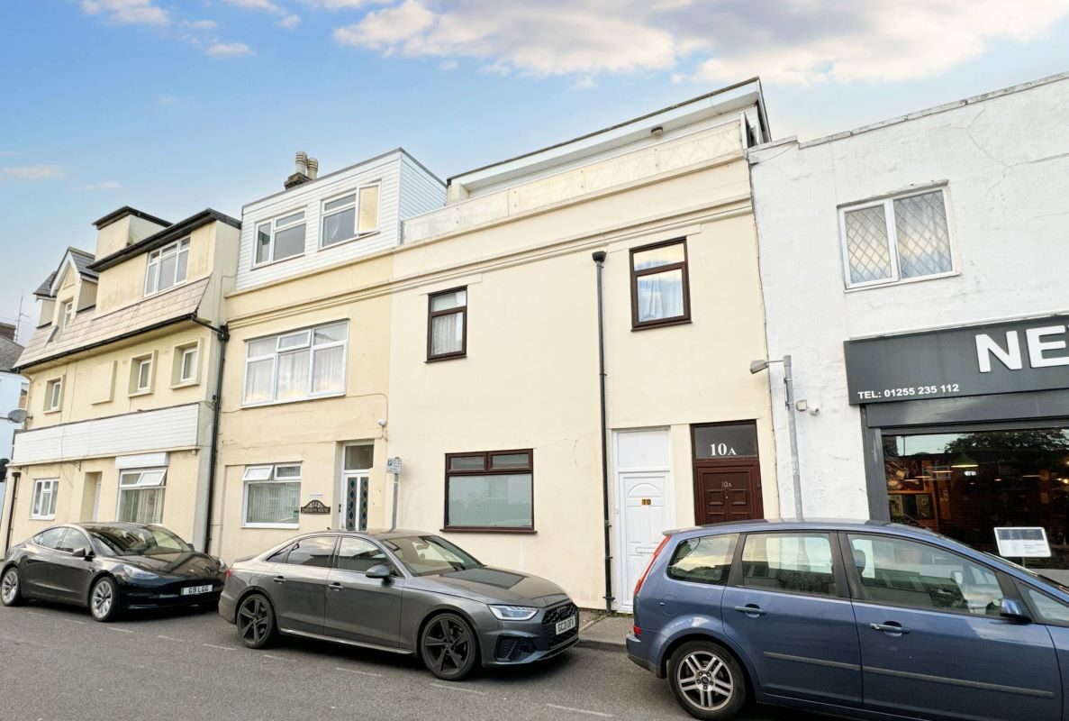 Flat 1, 10 Rosemary Road, Clacton-on-Sea, Essex, CO15 1NX lot image - 0