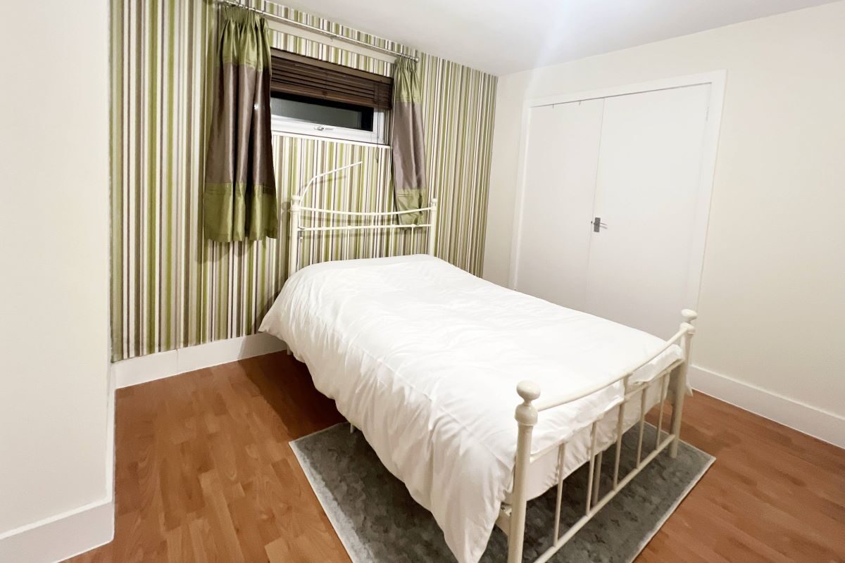 42 Cleveland Close, Highwoods, Colchester, Essex, CO4 9RS lot image - 3