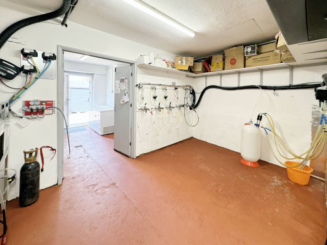 The Crowfield Rose, Debenham Road, Crowfield, Ipswich, Suffolk, IP6 9TE lot image - 24