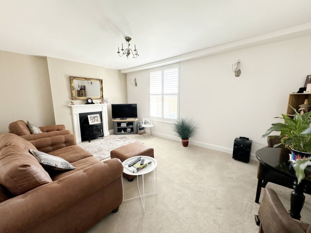 The Crowfield Rose, Debenham Road, Crowfield, Ipswich, Suffolk, IP6 9TE lot image - 26