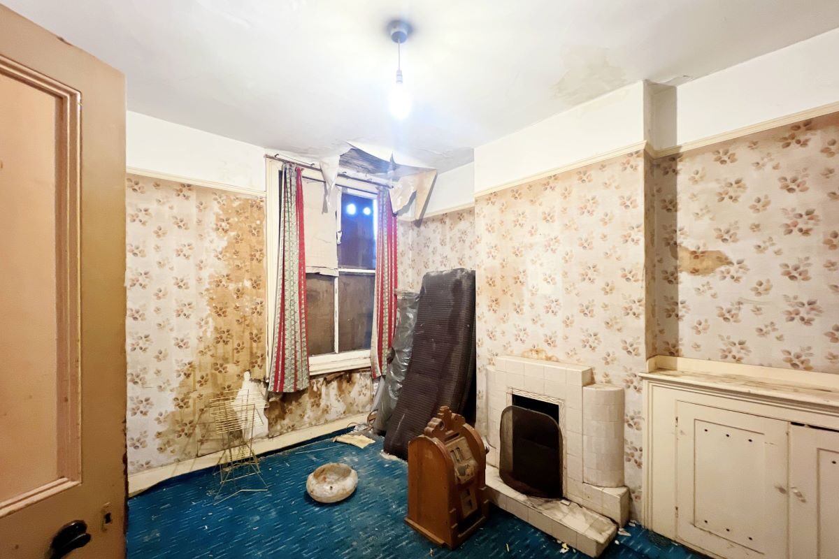 26 Palmerston Road, Ipswich, Suffolk, IP4 2NU lot image - 2