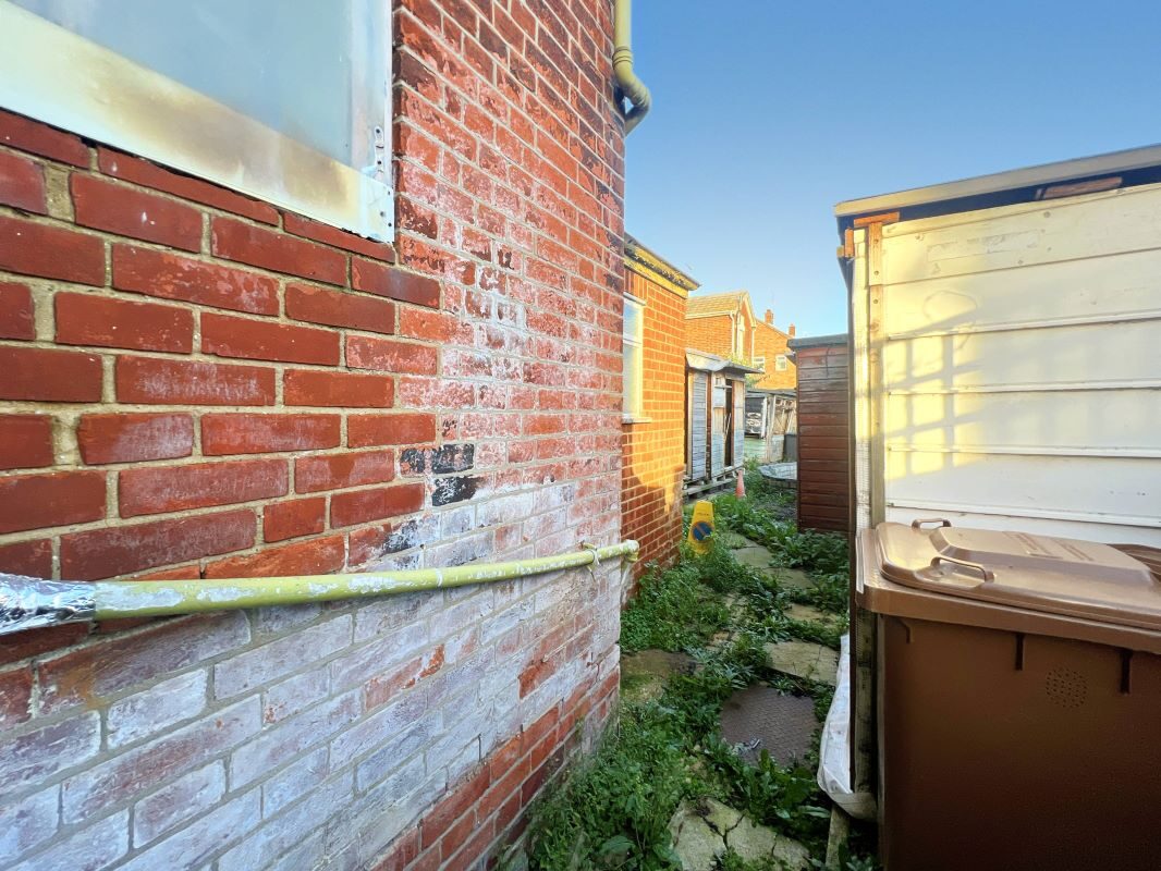 26 Palmerston Road, Ipswich, Suffolk, IP4 2NU lot image - 12