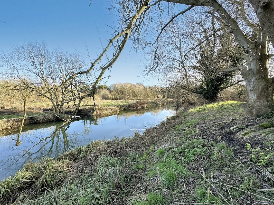 Land East side of Vicarage Lane, Bramford, Ipswich, Suffolk, IP8 4AE lot image - 8