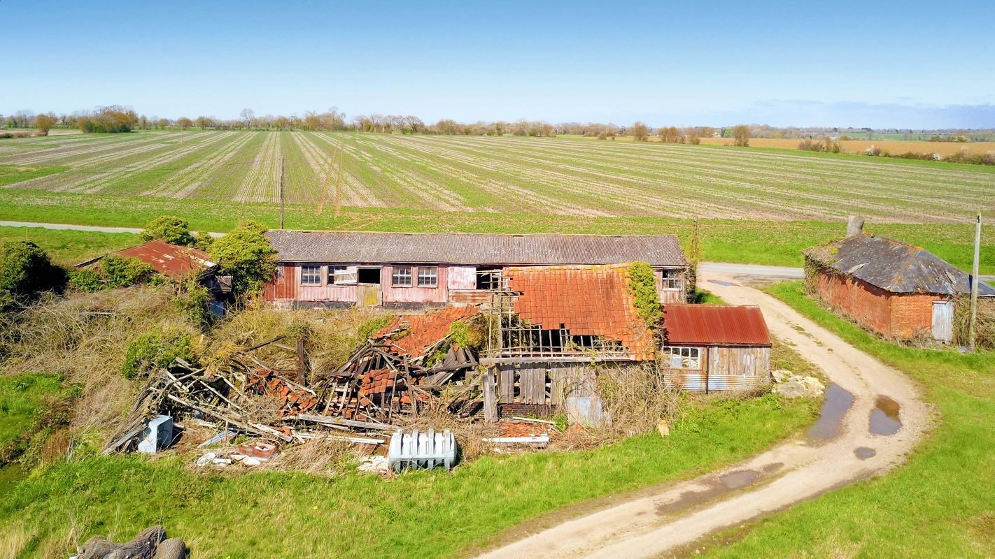 Wood Farm Barns, Worlingworth, Woodbridge, Suffolk, IP13 7LR lot image - 13