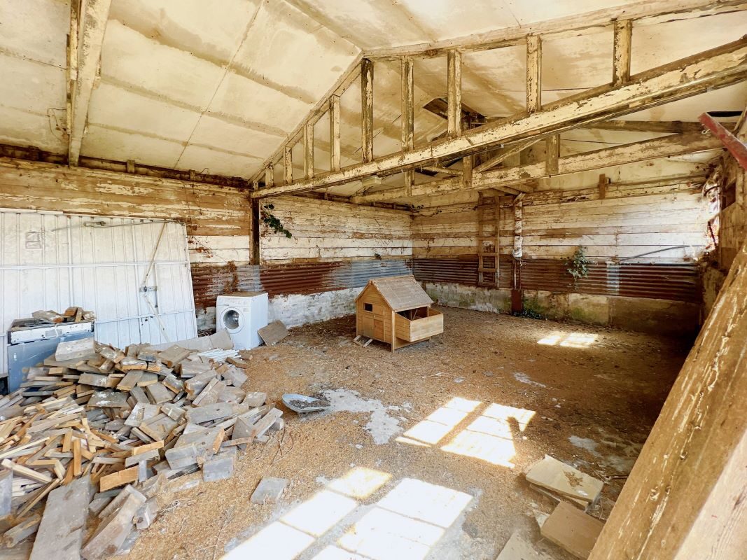 Wood Farm Barns, Worlingworth, Woodbridge, Suffolk, IP13 7LR lot image - 25