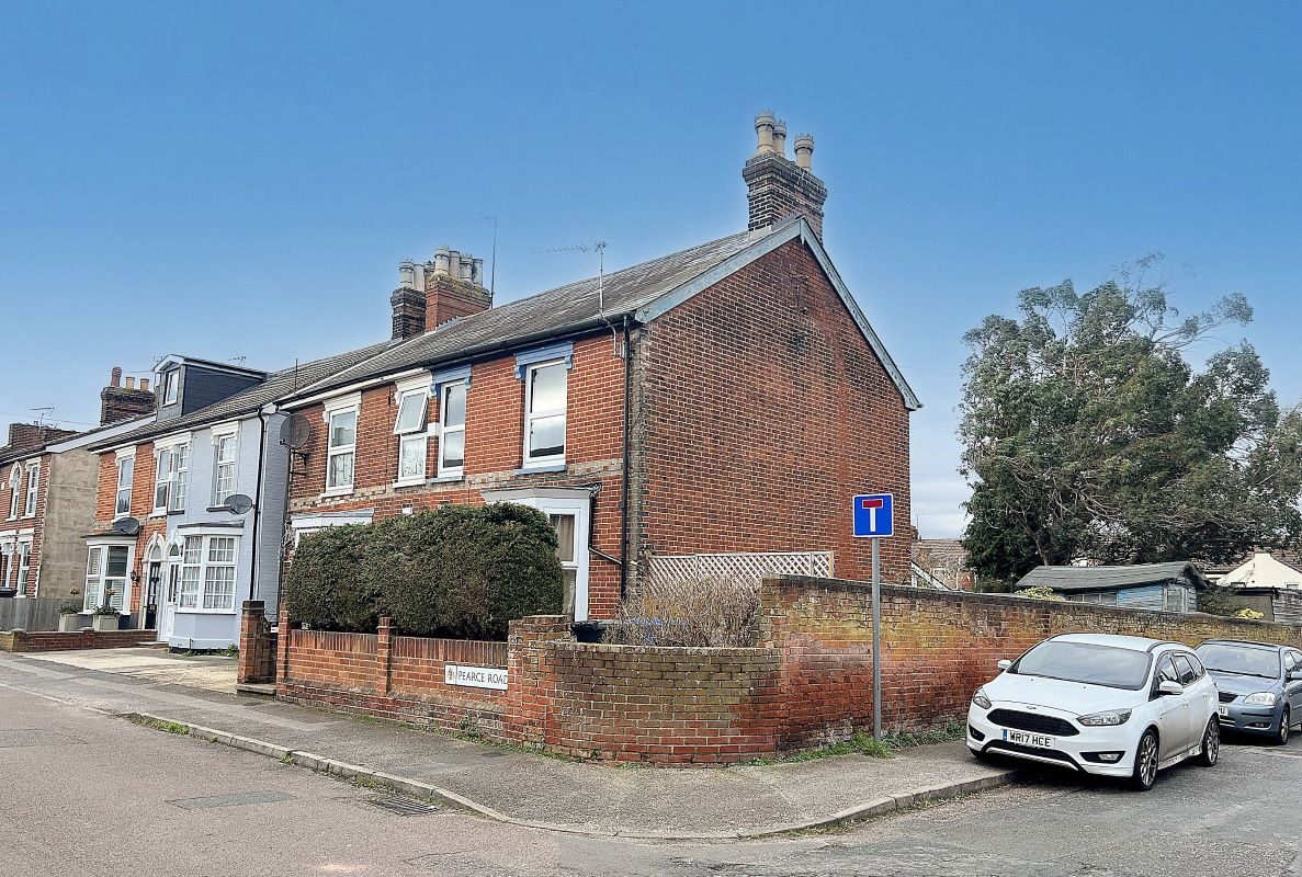 43 Pearce Road, Ipswich, Suffolk, IP3 8HU lot image - 0